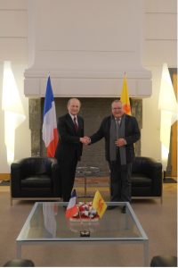 Visite de S.E. M. l’Ambassadeur de la République française